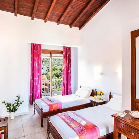 Stellina 2* Skiathos-stad